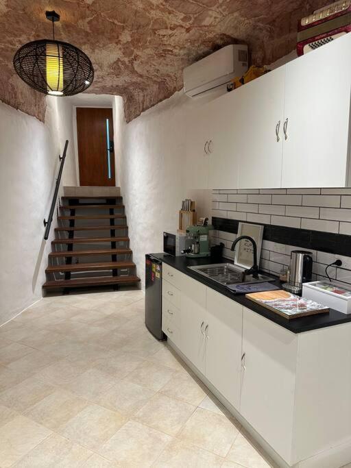 Appartement Cozy Cave Coober Pedy Extérieur photo